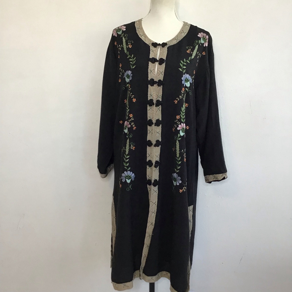 Raiment Fashions, Inc. Jackets & Blazers - Raiment Fashions, Inc. Women India/Asian Design Black Embroidered Jacket L